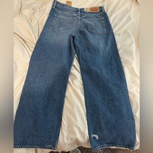 Levi’s Ribcage straight ankle super high rise